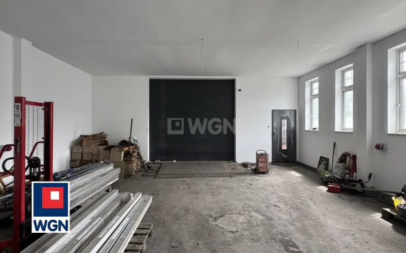 Dom na  sprzedaż Ostrów Wielkopolski - Dom po remoncie z garażem i halą